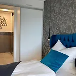 Penthouse Mit Kamin, Dachterrasse, Meerblick, Gasgrill, Klimaanlage, Luxus-design-apartment, 2 Minuten Zum Binz