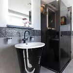 Penthouse Mit Kamin, Dachterrasse, Meerblick, Gasgrill, Klimaanlage, Luxus-design-apartment, 2 Minuten Zum Apartmán