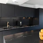 Apartmán Penthouse Mit Kamin, Dachterrasse, Meerblick, Gasgrill, Klimaanlage, Luxus-design-apartment, 2 Minuten Zum *