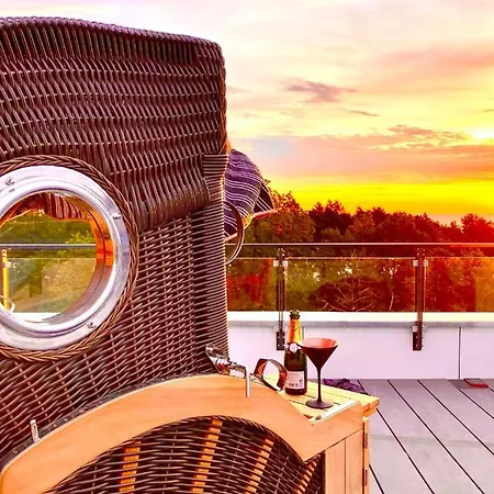 Penthouse Mit Dachterrasse, Meerblick, Klimaanlage, Gasgrill, Kamin, Luxus-design-apartment, 2 Minuten Zum