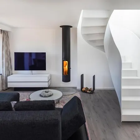 Penthouse Mit Dachterrasse, Meerblick, Klimaanlage, Gasgrill, Kamin, Luxus-design-apartment, 2 Minuten Zum * Binz