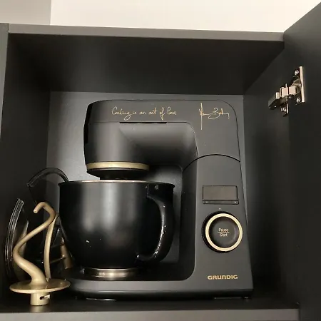 Penthouse Mit Kamin, Dachterrasse, Meerblick, Gasgrill, Klimaanlage, Luxus-design-apartment, 2 Minuten Zum Appartement Binz