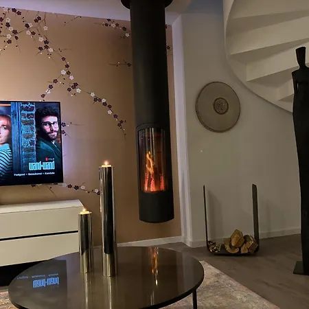 Penthouse Mit Dachterrasse, Meerblick, Klimaanlage, Gasgrill, Kamin, Luxus-design-apartment, 2 Minuten Zum *